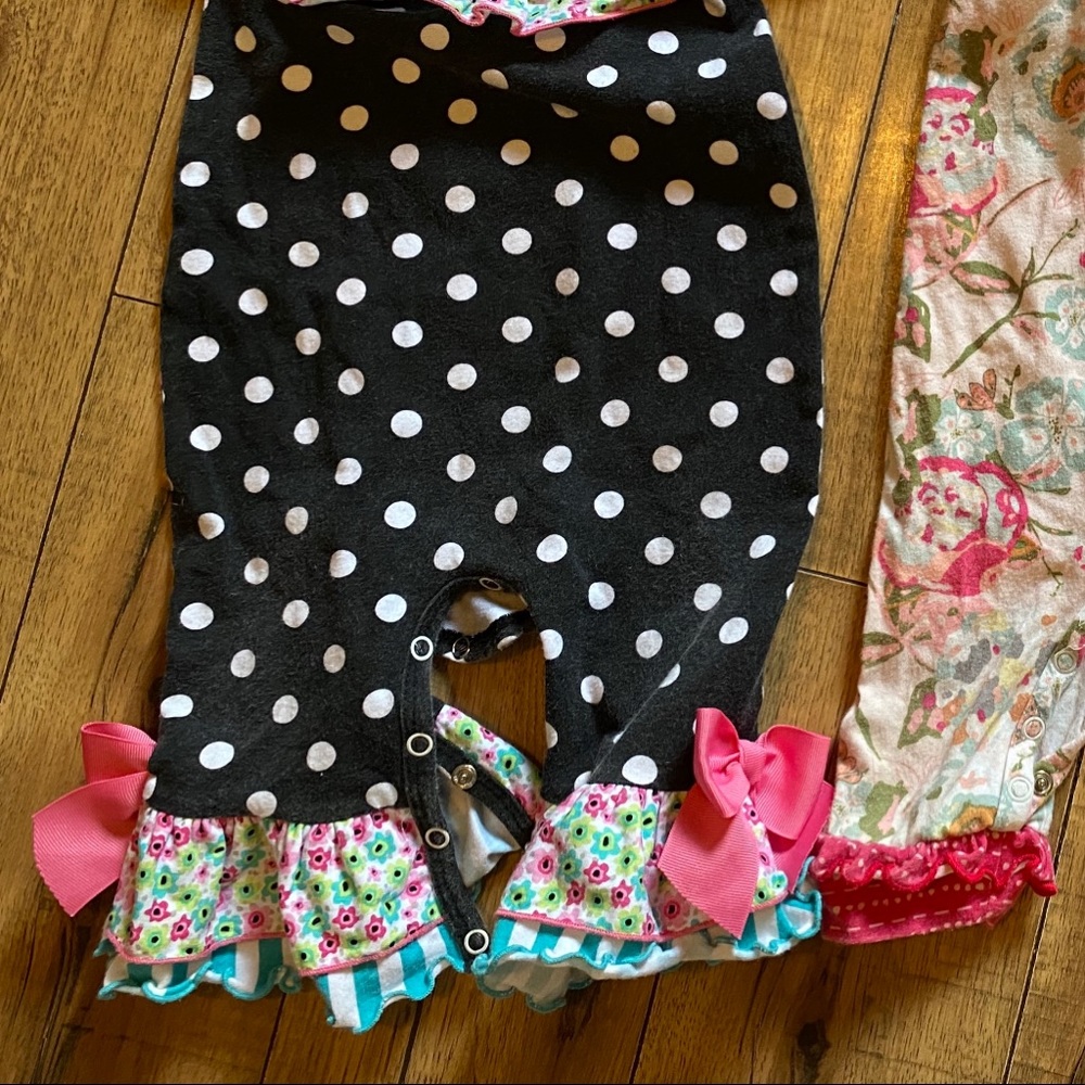Ric Rac and Ruffles size 6/9 mo “T” monogram - Picture 3 of 3